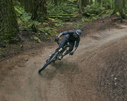 MOUNTAIN & TRAIL